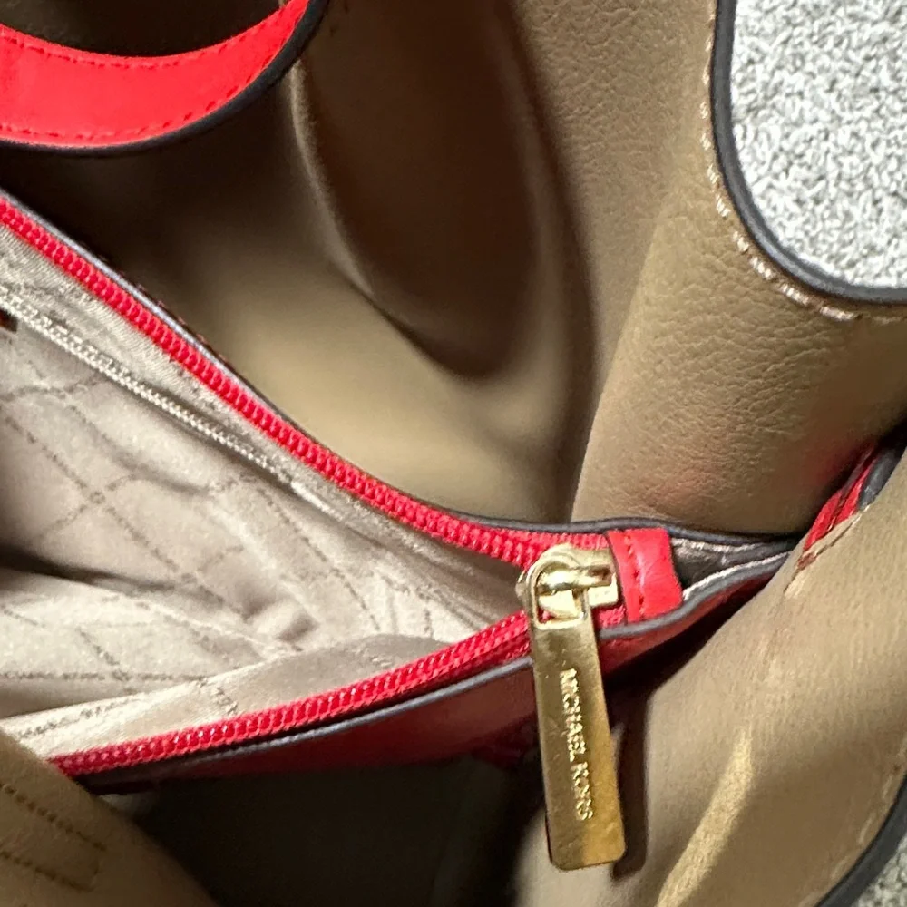 MICHAEL Michael Kors used couple